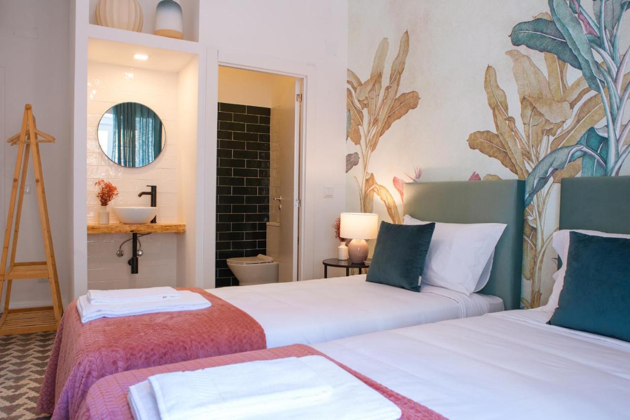 Succeed Campo Pequeno Suites Lisbona Esterno foto